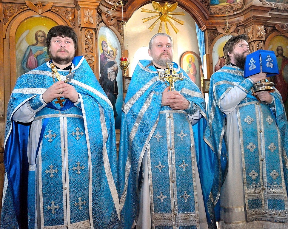 Торжественные богослужения совершены в праздник Благовещения в приходе  во имя святого благоверного князя Александра Невского