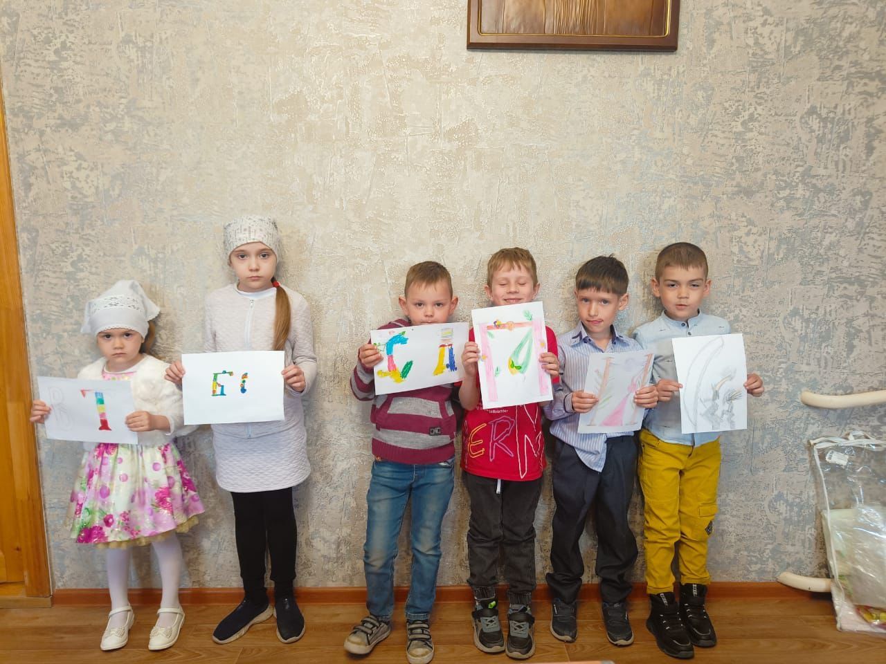 В Воскресной школе Александро-Невского Собора прошли уроки ко Дню славянской письменности и культуры
