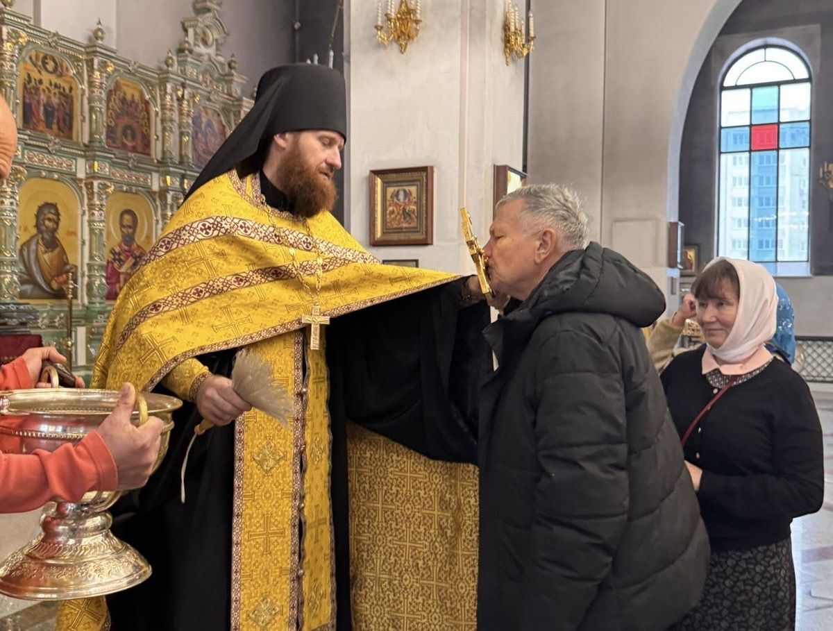 Молебное пение о воинах, находящихся в зоне СВО