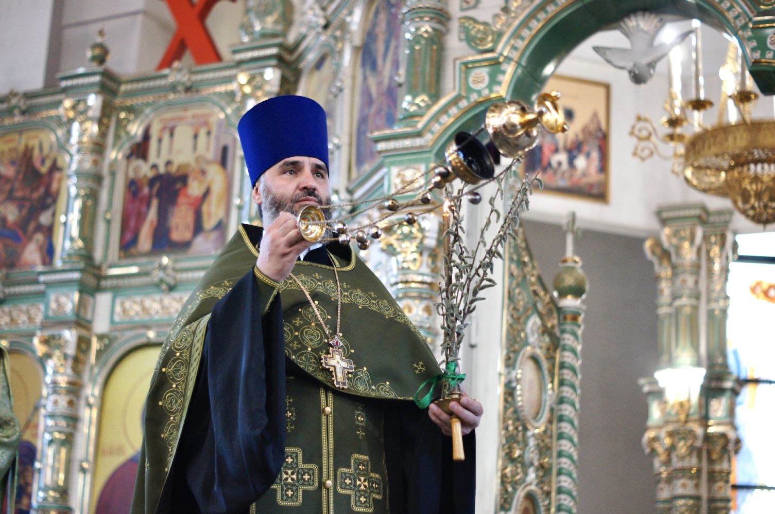 Поздравление с днем тезоименитства настоятеля Собора протоиерея Андрея Басова