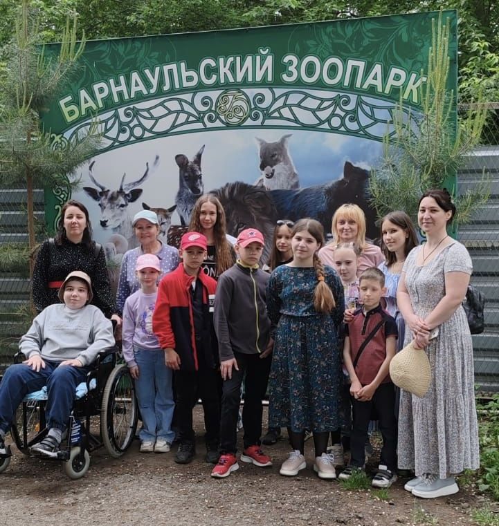 Воспитанники Воскресной школы Александро-Невского Собора посетили Барнаульский зоопарк