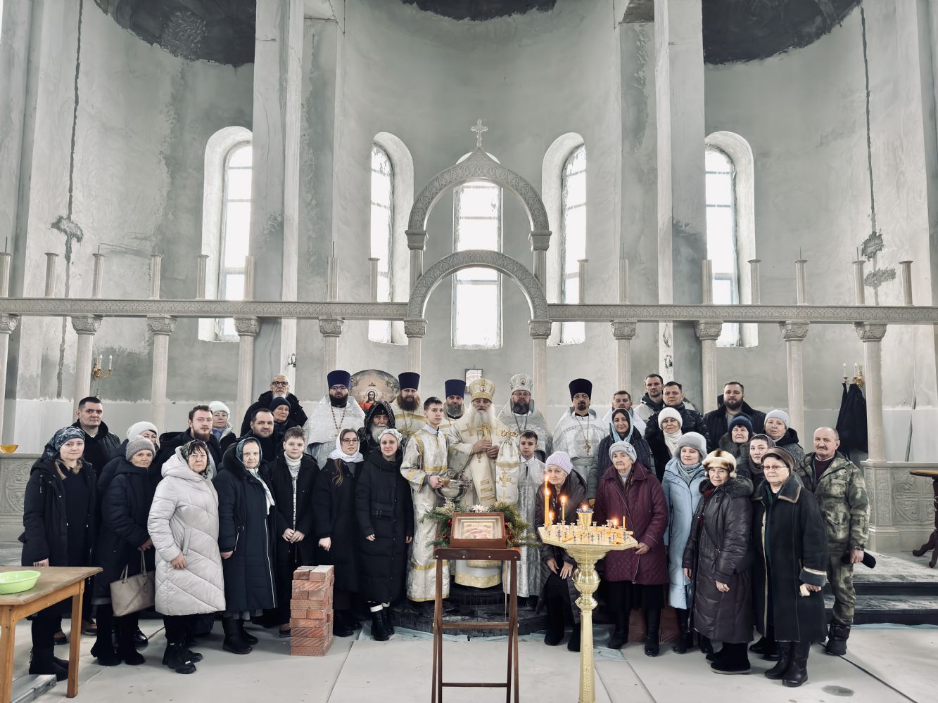 Митрополит Сергий возглавил первую Литургию в Спасо-Сергиевском Соборе г. Барнаула