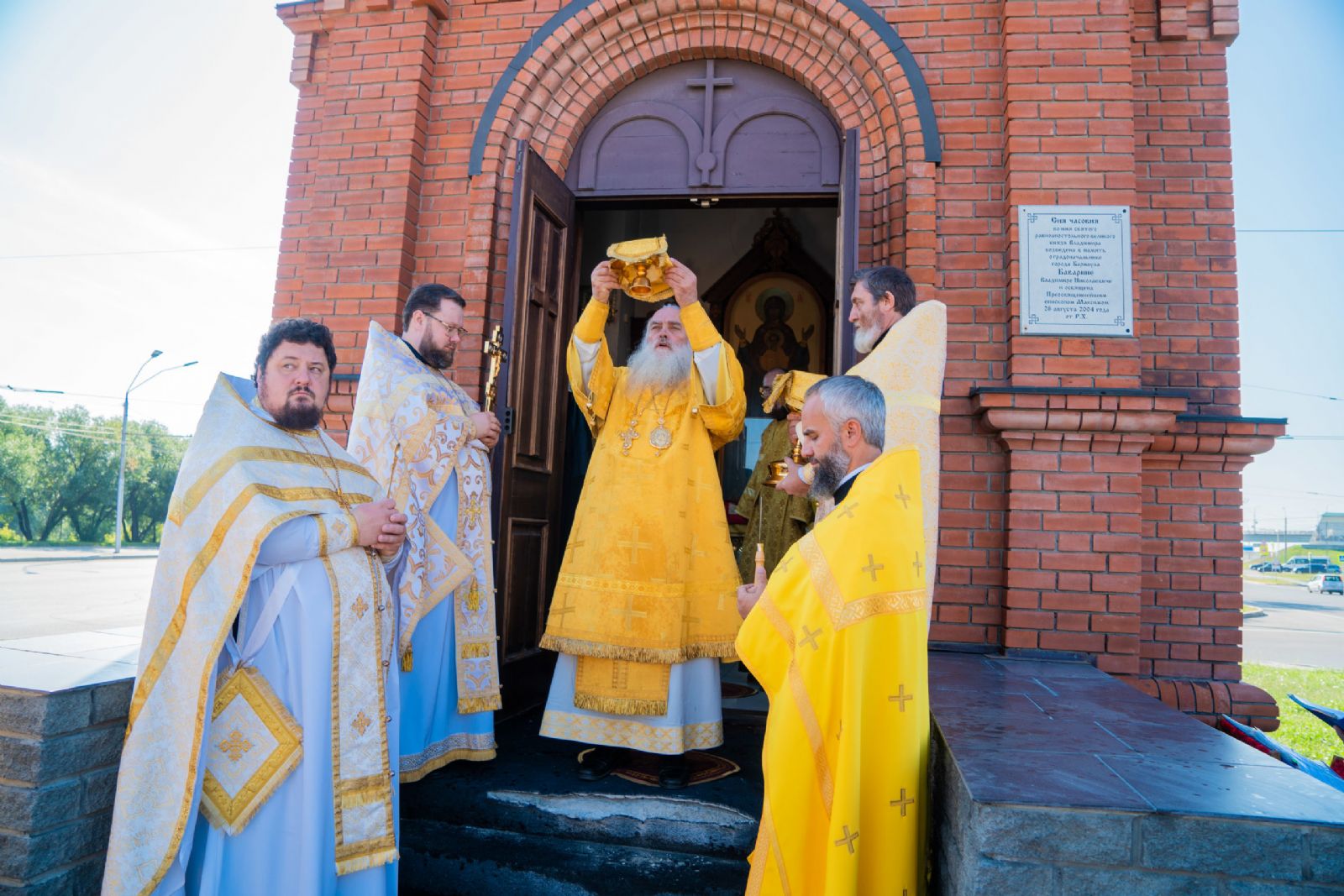 Литургия в День 1034-летия Крещения Руси