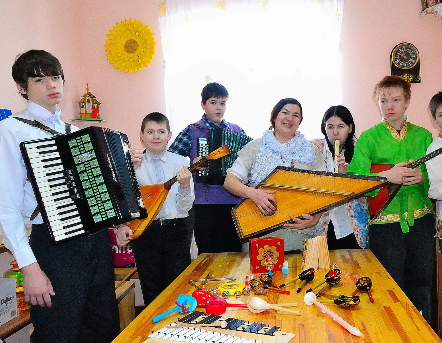 В воскресной школе Александро-Невского Собора уже начали подготовку к Пасхальным торжествам!