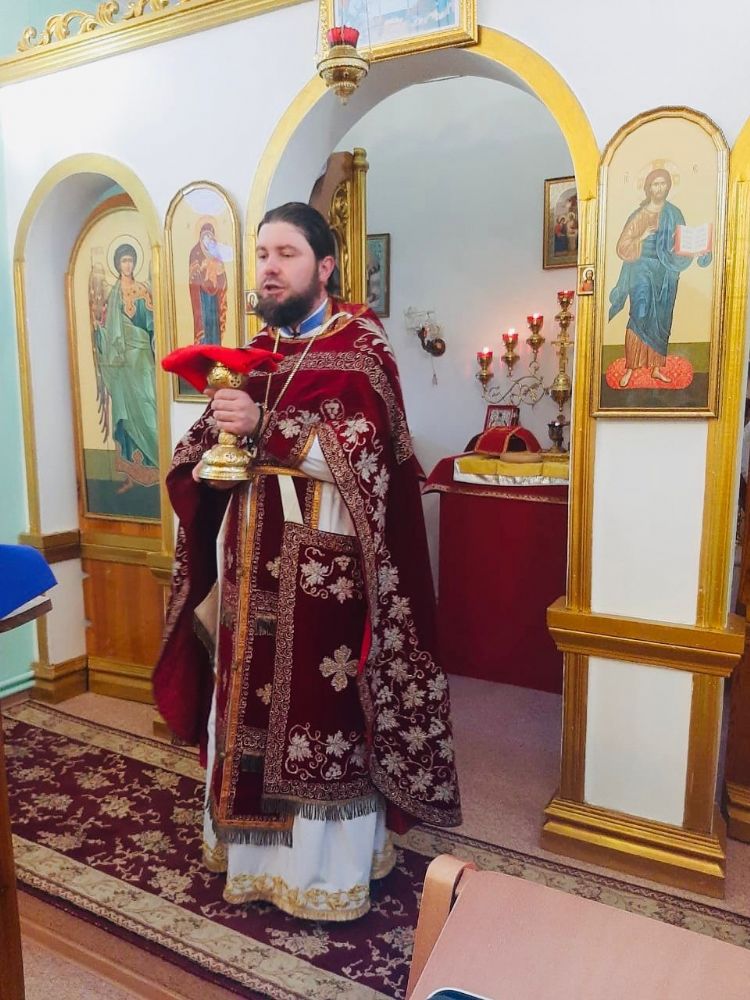 В праздник Воздвижения Честного Креста в Часовне РЖД-МЕДИЦИНА совершена Божественная Литургия